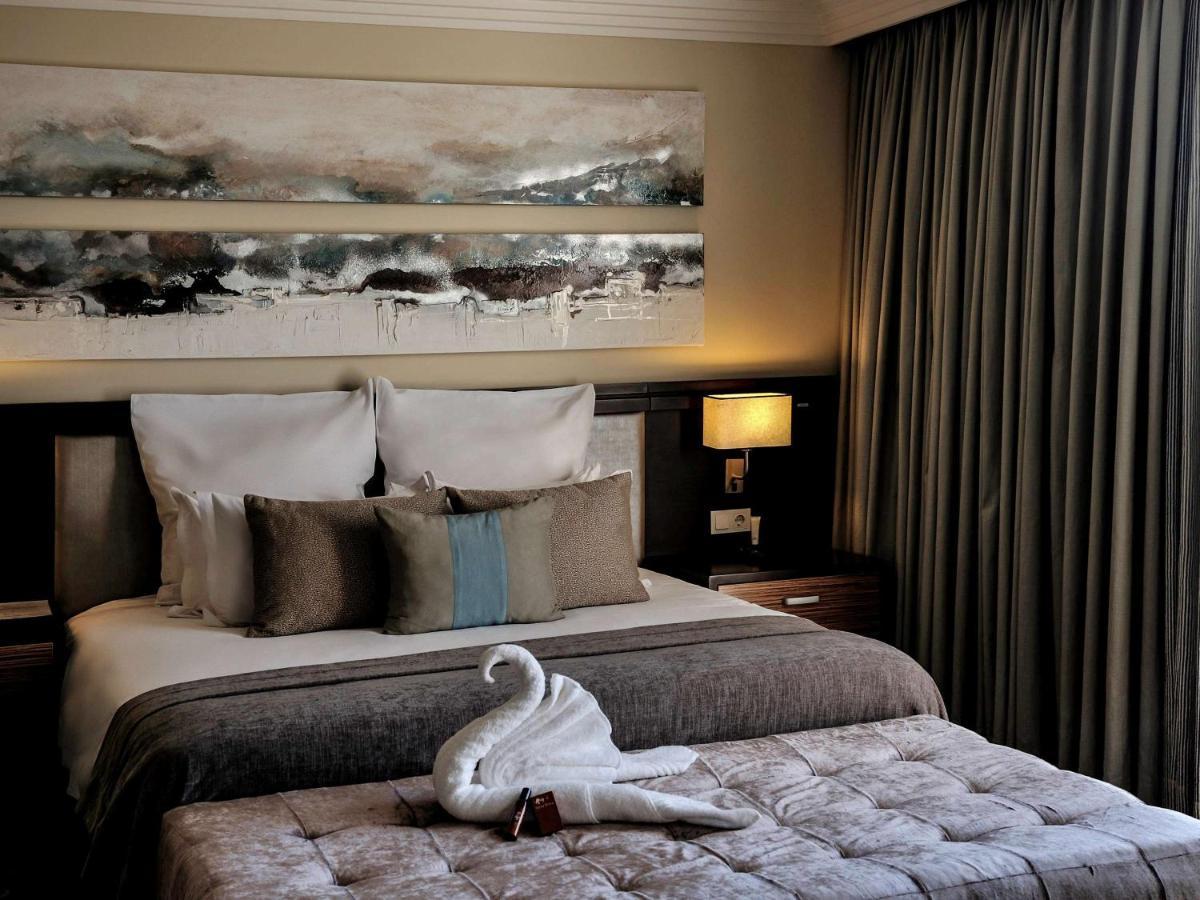Pullman Lubumbashi Grand Karavia. Hotell Eksteriør bilde