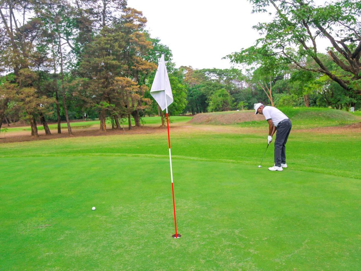 Pullman Lubumbashi Grand Karavia. Hotell Eksteriør bilde